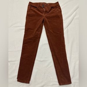 AMERICAN EAGLE Brown Super Stretch High Rise Jeggings size 6 Short